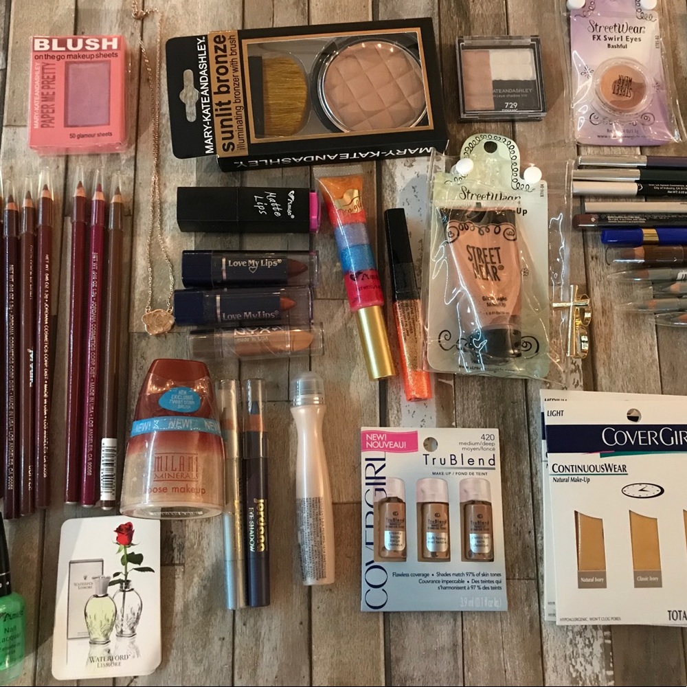 Jewelry makeup lot 50+ Milani Covergirl Revlon